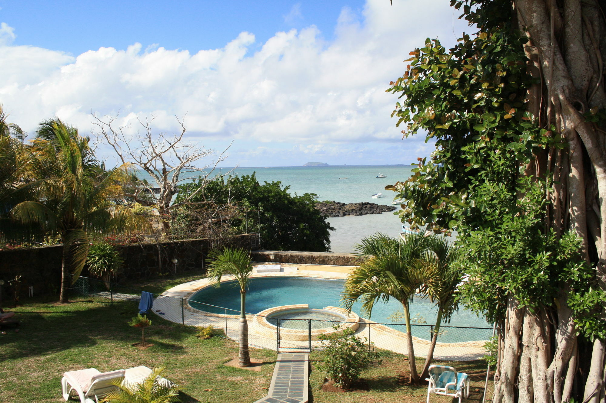 Villas Banyan Resort Grande Gaube Ngoại thất bức ảnh